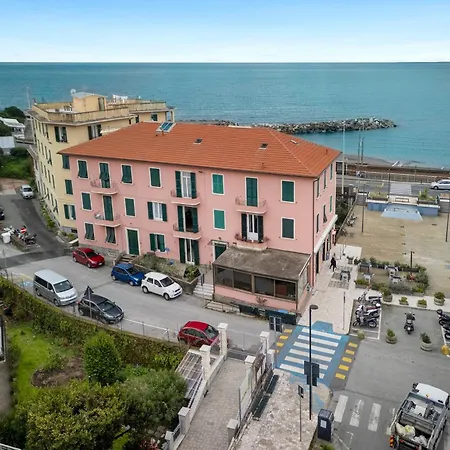 Amiado Apartment With Sea View Balcony - Happy Rentals 아파트 라바냐