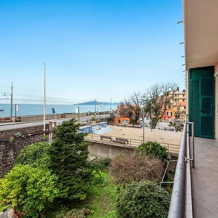 Amiado Apartment With Sea View Balcony - Happy Rentals *