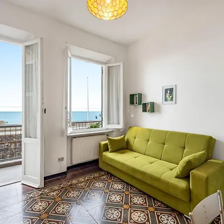 Amiado Apartment With Sea View Balcony - Happy Rentals 아파트 *